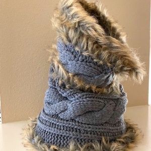 Grace & Lace Faux Fur Chunky Cable Knit Infinity Scarf  NWOT